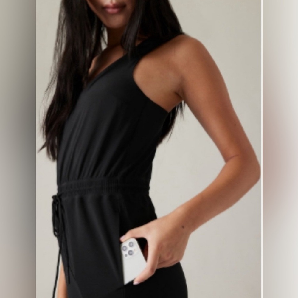 Athleta Savannah Strap Mini Athletic Dress with Tie Waist in Black SZ MP NWOT